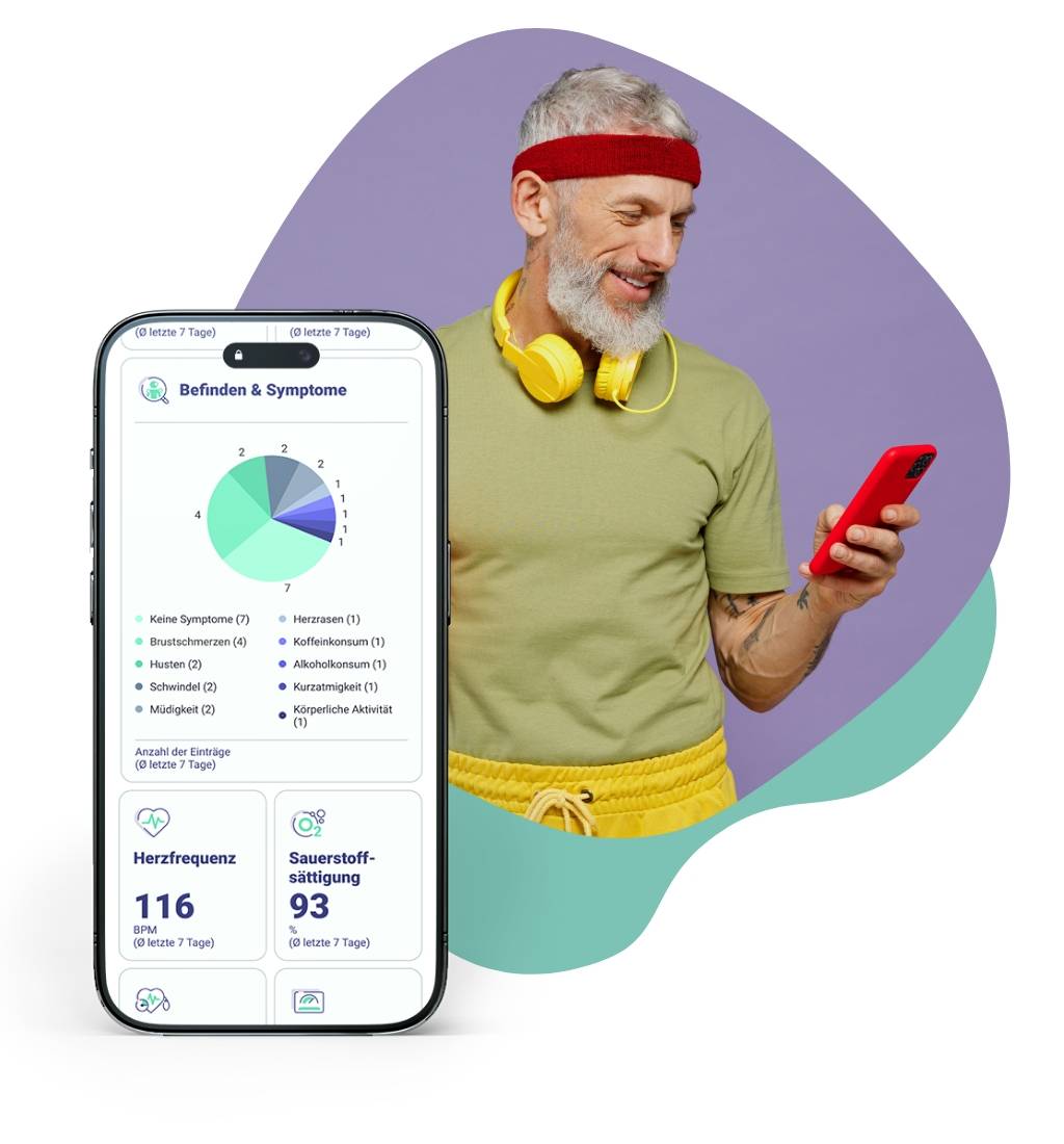 Grauhaariger Mann in Sportklamottten hält ein Smartphone in der Hand. Im Vordergrund ist ein Smartphone zu sehen, auf welchem der Screen für die Vitalparameterauswertung in der EKG-seat-App zu sehen ist.